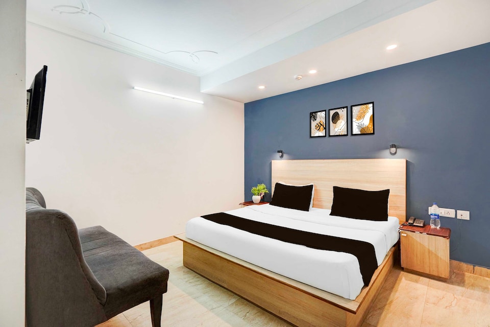 Hotel O Sector 20 Noida, Noida City, Noida