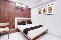 Hotel O Mumbai Versova Metro Station