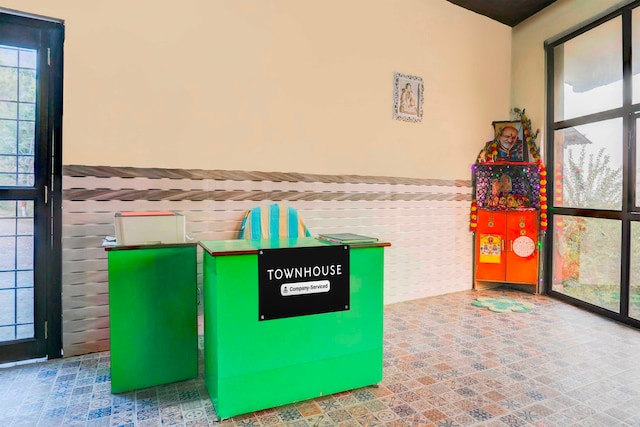 [Day Stay - 12 Hrs Slot : 8 AM to 8 PM] Hotel O Bhimtal University Bhowali