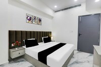 Hotel O Lucknow Emerald Mall