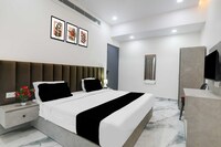 Hotel O Lucknow Emerald Mall