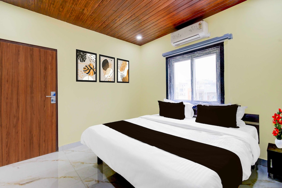 Hotel O Kurmalguda Near Internation Airport Shamshabad, Shamshabad, Hyderabad