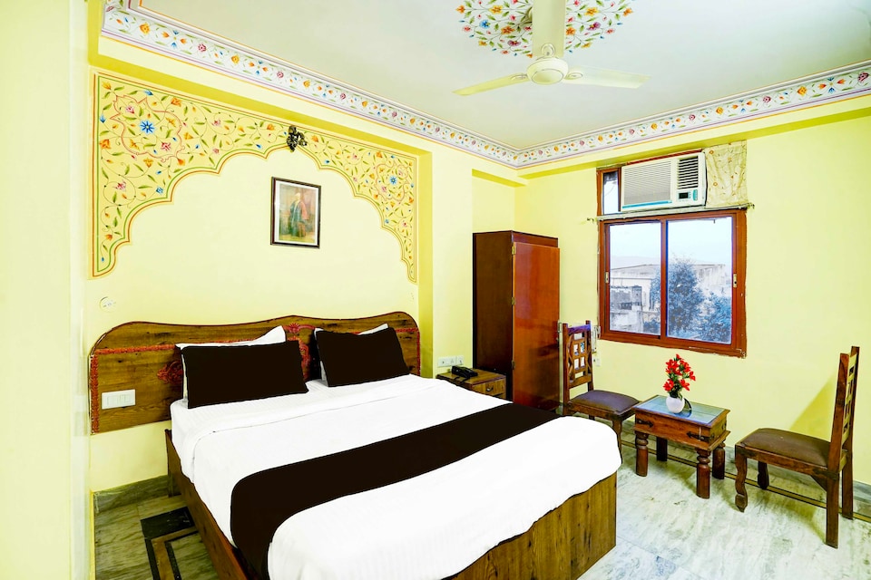 [Day Stay - 8 AM to 8 PM] Hotel O Gangapole Amer Road, Amer, Jaipur