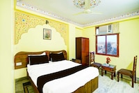 [Day Stay - 12 Hrs Slot: 8 AM to 8 PM] Hotel O Gangapole Amer Road