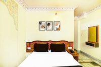 [Day Stay - 12 Hrs Slot: 8 AM to 8 PM] Hotel O Gangapole Amer Road