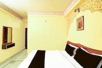 [Day Stay - 12 Hrs Slot: 8 AM to 8 PM] Hotel O Gangapole Amer Road