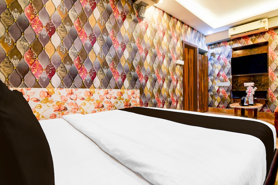 Hotel O Kolkata Quest Mall, Park Circus Kolkata, Kolkata