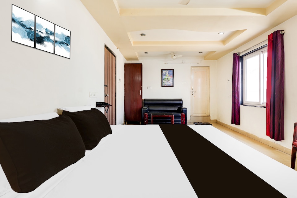 Hotel O Railway Colony Bus Terminal, Transit Vizag, Visakhapatnam