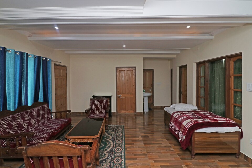 OYO 13042 Home Elegant 3BHK Picture Palace, Picture palace Mussoorie, Mussoorie