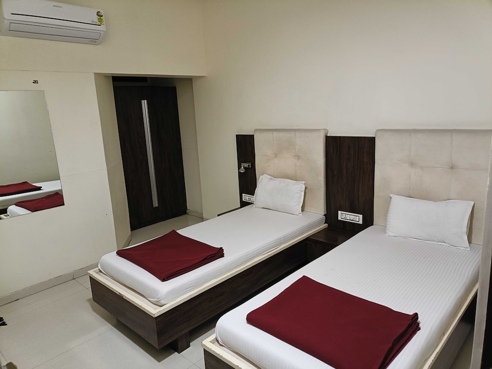 Hotel O Anand Hotel, Igatpuri, Igatpuri