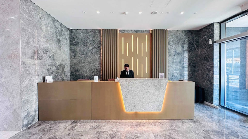 Belvilla Luxe At Concord Tower With Pool & Gym Near Jlt, Dubai Marina, Dubai