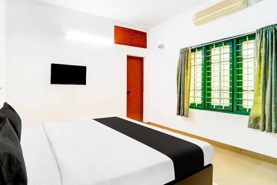 Power Break Super Hotel O Vennala Near Palarivattom (6 Hrs Stay), Cluster Ernakulam, Ernakulam