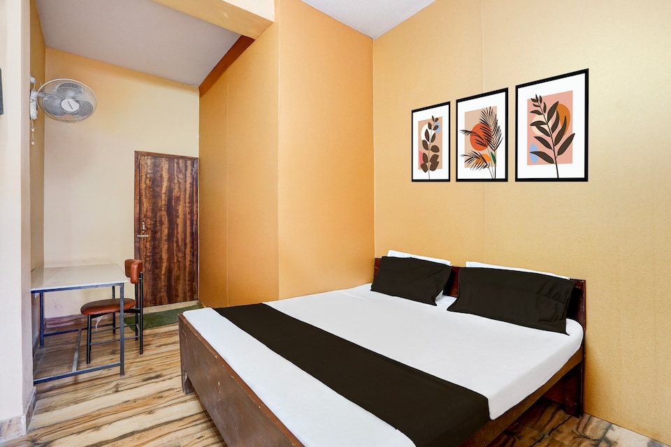Hotel O Euphoria inn, Moradabad, Moradabad