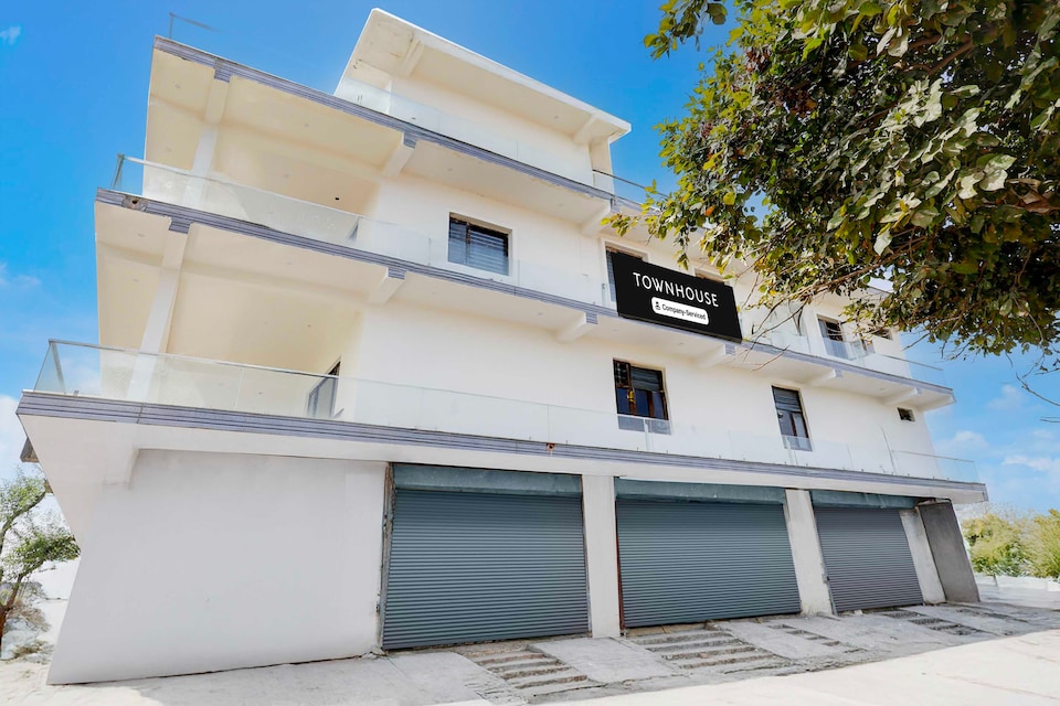 [Day Stay - 12 Hrs Slot: 8 AM to 8 PM] Hotel O Sector 62 Faridabad, Faridabad, Faridabad