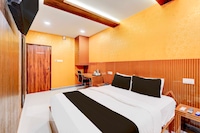Hotel O Kundrathur Near Murugan Temple