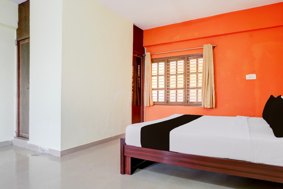 Hotel O AADITYA COMFORTS BOARDING & LODGING, Peenya Bangalore, Bangalore