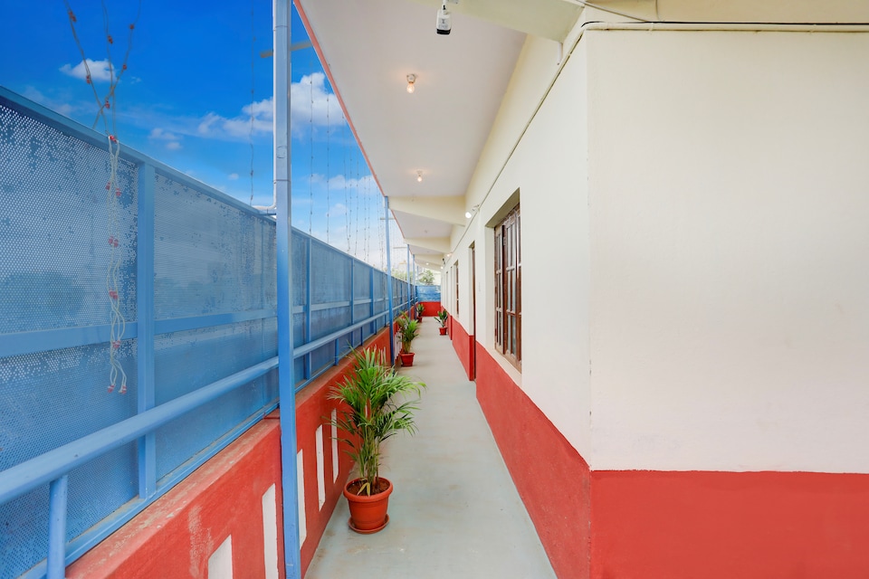 Hotel O AADITYA COMFORTS BOARDING & LODGING, Peenya Bangalore, Bangalore