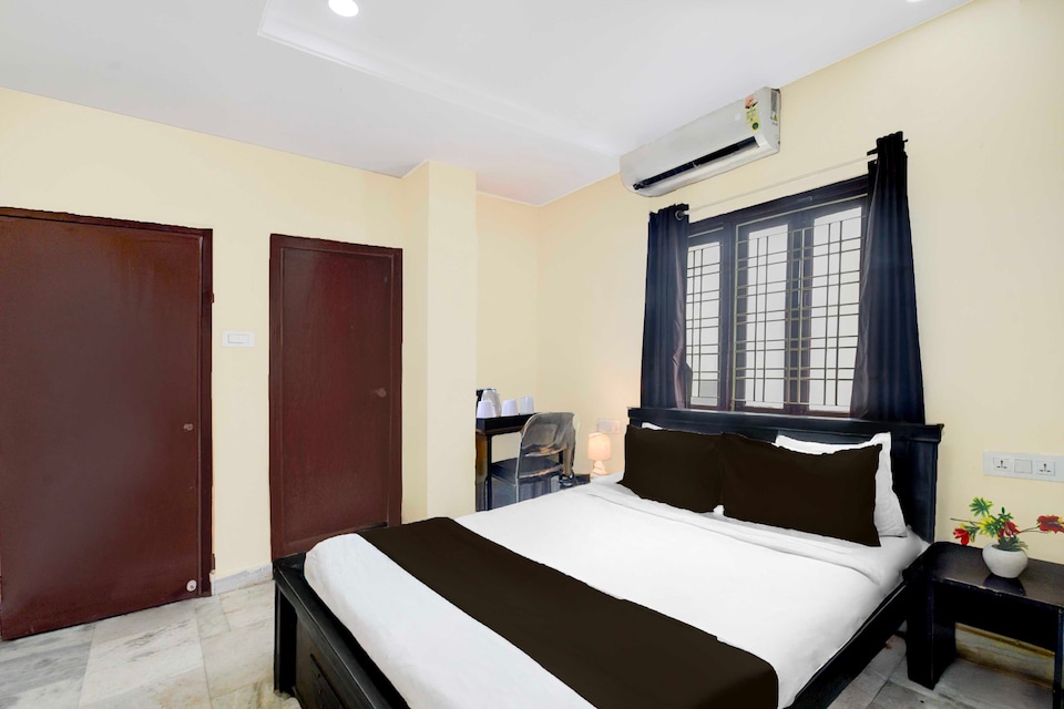 Hotel O Kothapet Near Omini Hospital, Dilsukhnagar - Kothapet, Hyderabad
