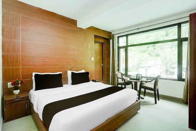 Hotel O Hot Spring Kalath Manali