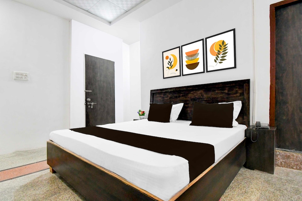 Hotel O Vrindavan Yojna Lucknow, SGPGI Lucknow, Lucknow