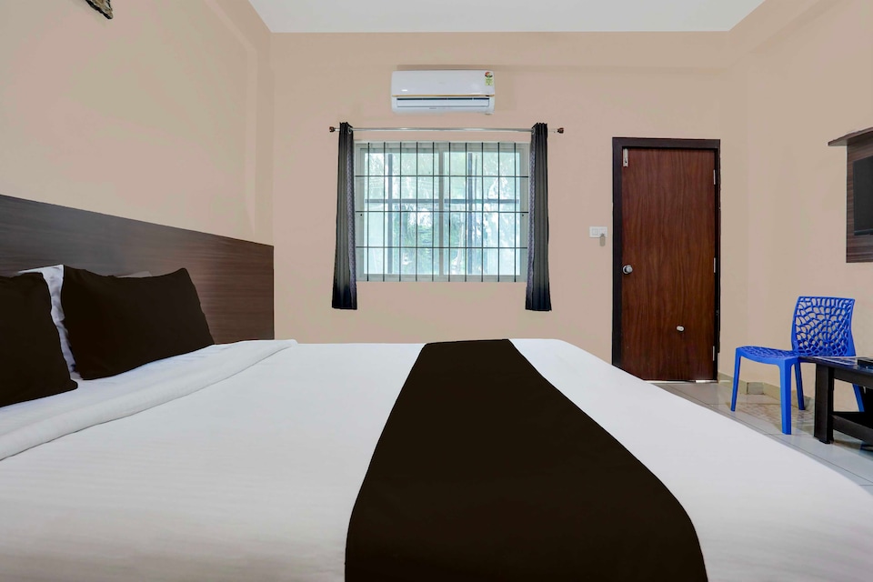 Super Hotel O Chikmagalur Near Zilla Panchayat, Chikmagalur, Chikmagalur