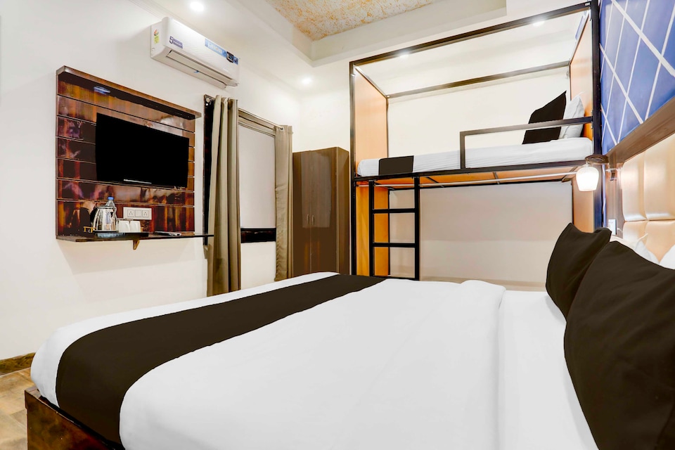 Hotel O Khajuraho Vishwanath Temple, Khajuraho, Khajuraho