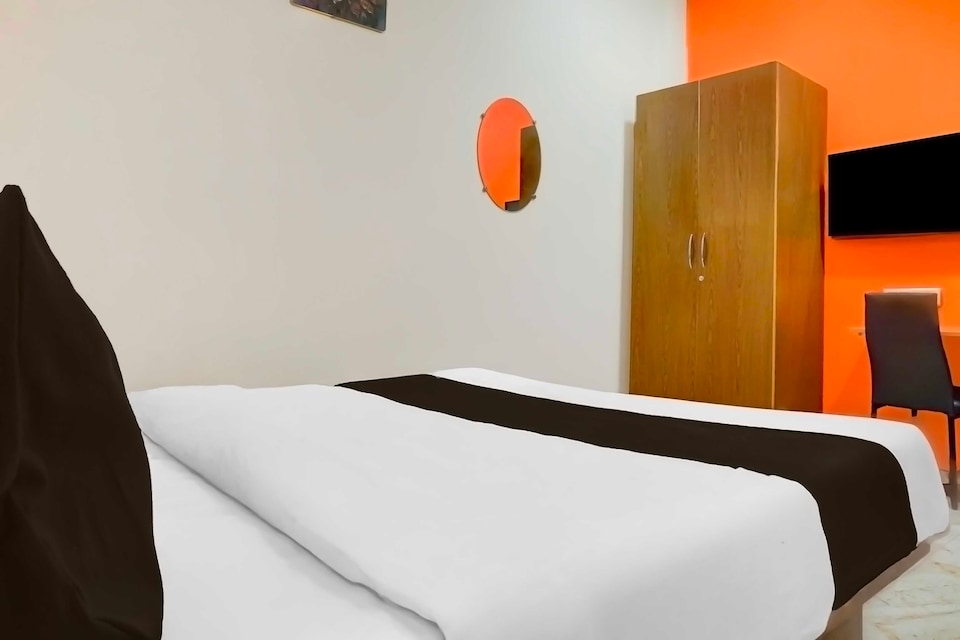 Hotel O Talwade, Kharadi Pune, Pune