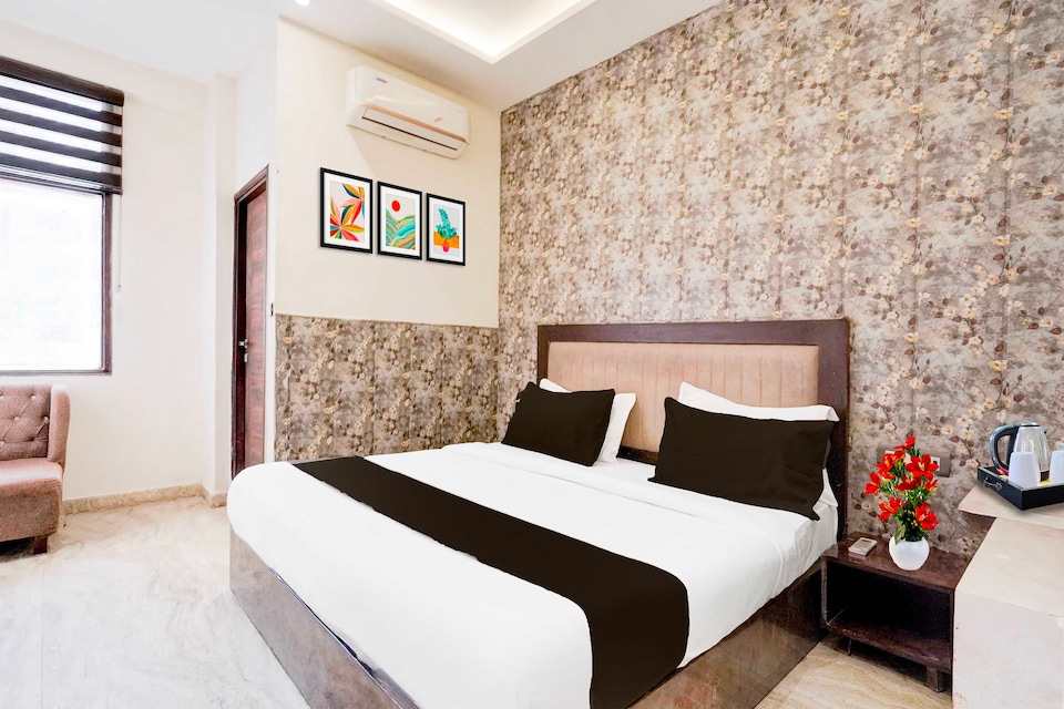 Hotel O Sector 108 Noida, Noida Expressway SEZ, Noida