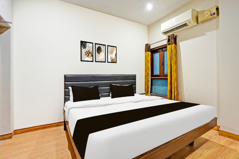 Hotel O Gurudwara Square, Lashkar, Gwalior