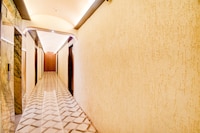 Super Townhouse Varanasi Railway Junction