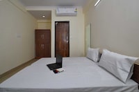 Collection O Cybercity Metro Station Gurugram