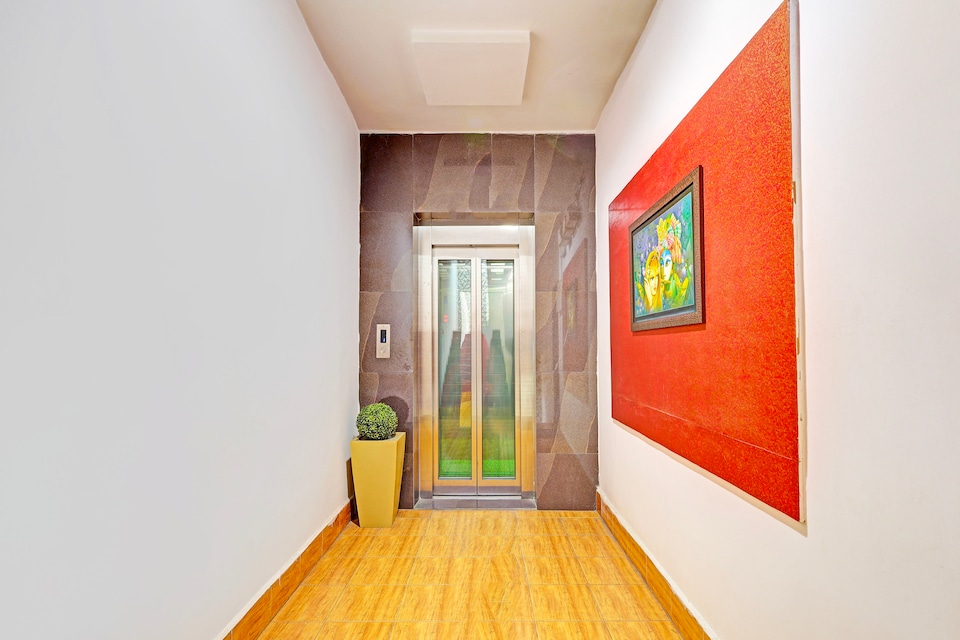 Townhouse Seethammadhara Junction Formerly Vijaya Residency, Transit Vizag, Visakhapatnam