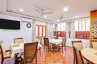 Super Townhouse Seethammadhara Junction Formerly Vijaya Residency