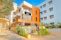 Super Townhouse Seethammadhara Junction Formerly Vijaya Residency