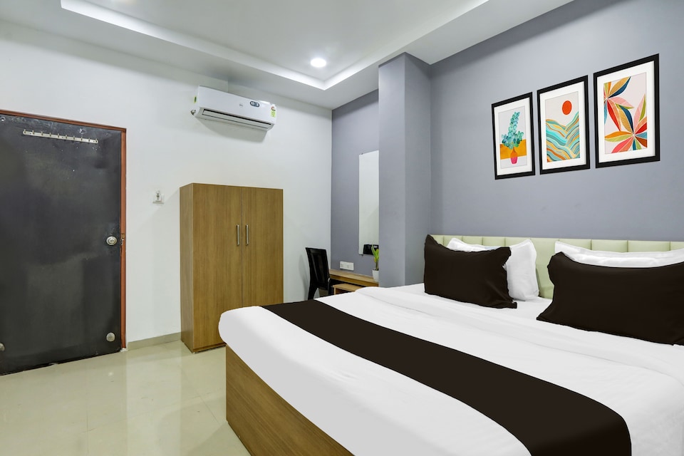 Hotel O NS PREMIUM , Bus Stand Nagpur, Nagpur
