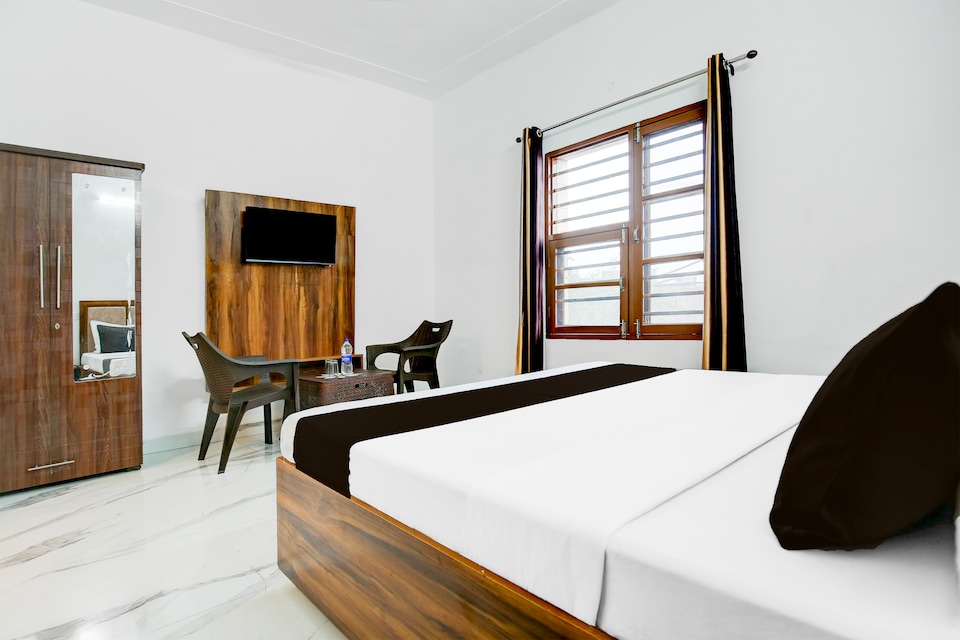 Hotel O Holiday Spot, Mohali, Mohali
