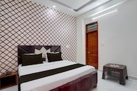 Super Hotel O ISBT Mohali Formerly Holiday Spot 