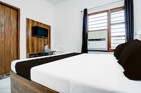 Hotel O Holiday Spot