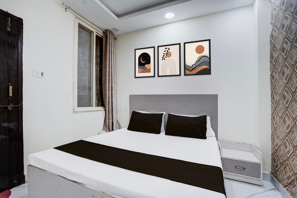 SPOT ON Hotel Swastik Grand , Lashkar, Gwalior