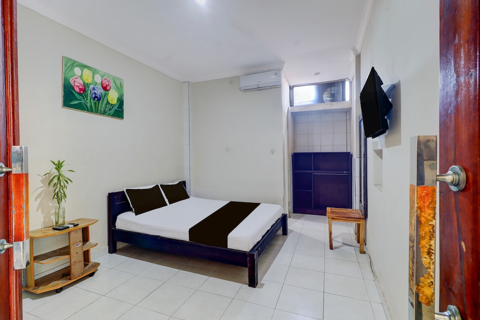 Collection O Budget Door Legian Inn @Poppies Road, Legian, Bali