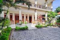 Collection O Budget Door Legian Inn @Poppies Road