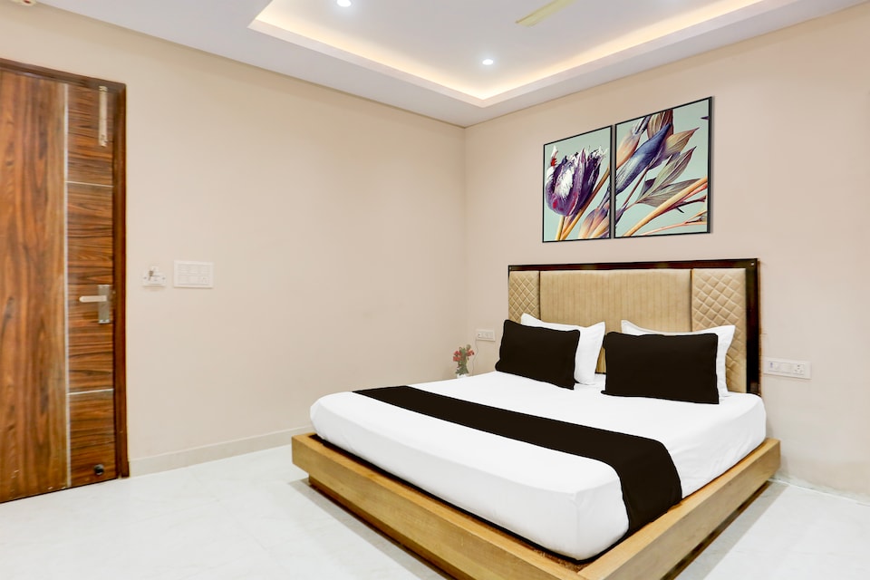 Hotel O Sisley Residency, Karol Bagh Delhi, Delhi
