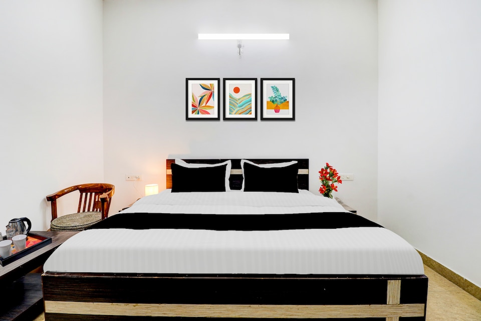 Super Hotel O Dehradun Central Railway Junction Formerly Bhagwan Guest House, Dehradun Railway Station, Dehradun