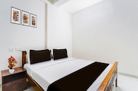 Collection O RS Puram North Railway Station Formerly RG Residency