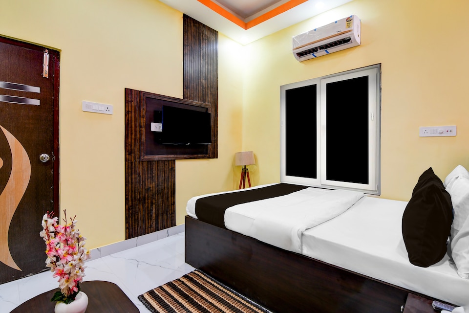 Hotel O The Avenue Inn, VIP Road Kolkata, Kolkata