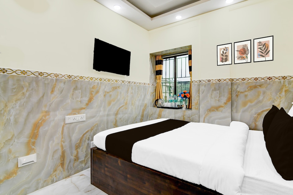 Hotel O M.N INTERNATIONAL , Esplanade Kolkata, Kolkata