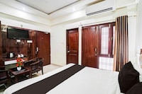 Collection O Lucknow Vrindavan Yojna Bus Stand