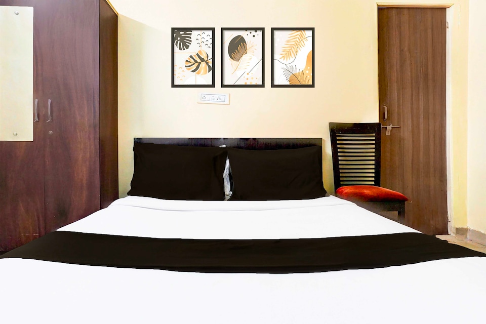 Collection O Pune Phoenix Mall, Hinjewadi Pune, Pune