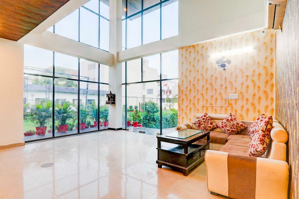 Collection O Malhaur Railway Station, Gomti Nagar Lucknow, Lucknow