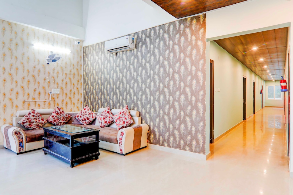 Collection O Malhaur Railway Station, Gomti Nagar Lucknow, Lucknow